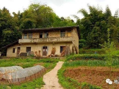 23億補(bǔ)償款背后的鄉(xiāng)土倫理崩塌與法理軌道的致命偏移